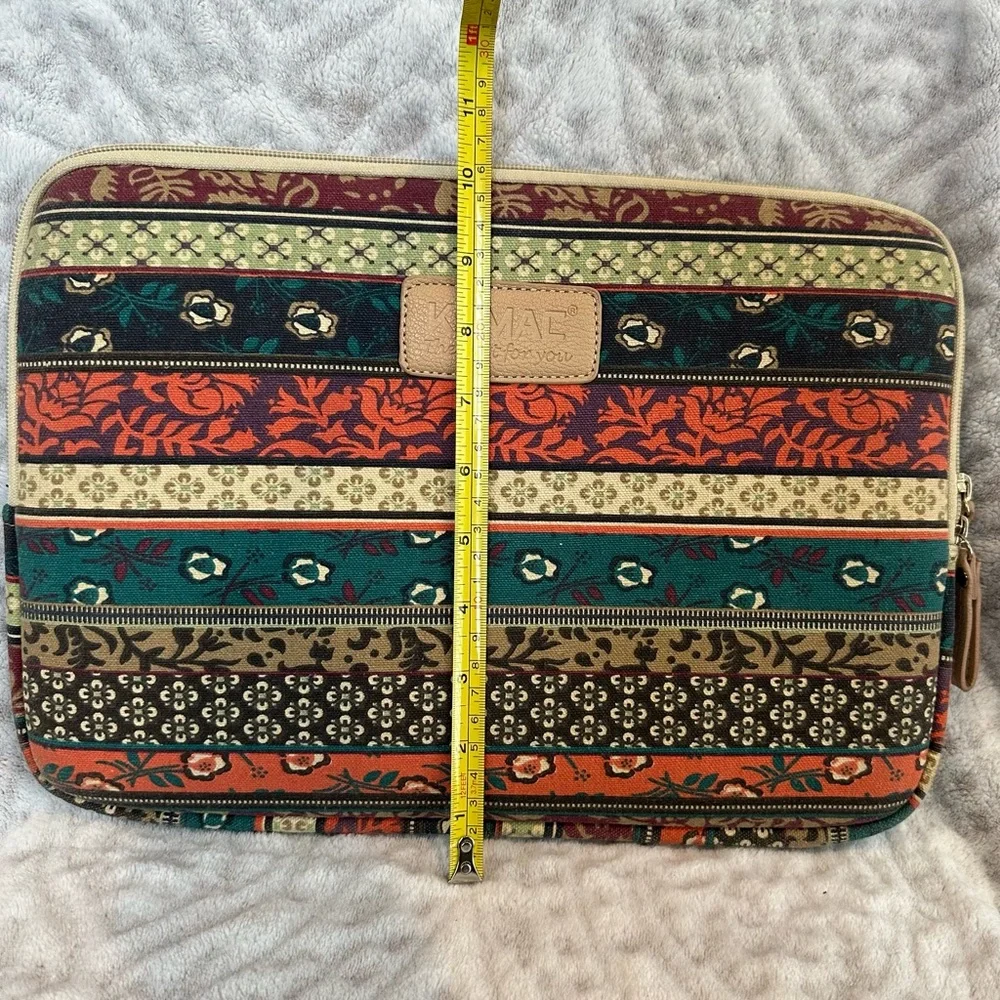 ✨LIKE NEW✨Kinmac Laptop Sleeve Boho Floral Zip Closure Padded Hippie